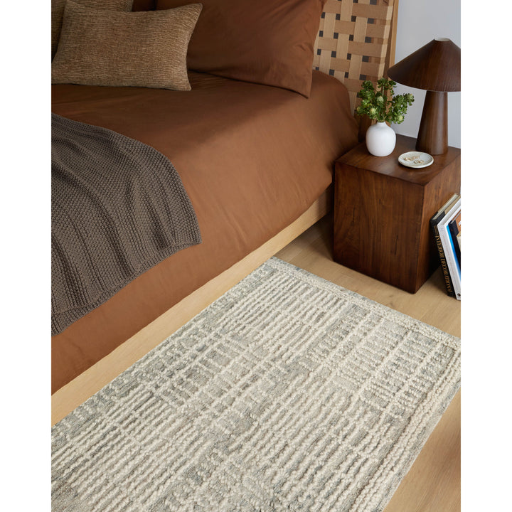 Loloi Tallulah Mist / Ivory 2'-3" x 3'-9" Accent Rug