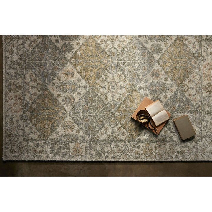 Loloi Tamryn Beige / Multi 2'-7" x 4' Accent Rug