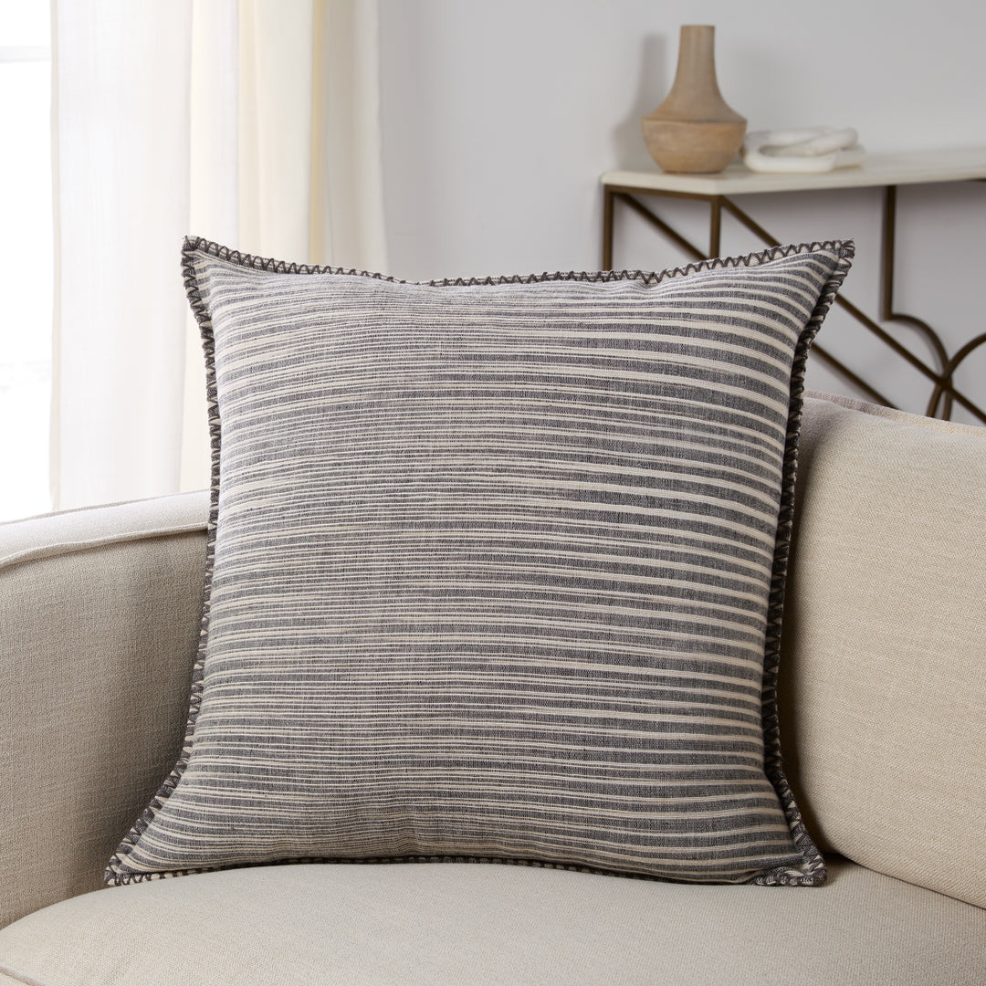 Jaipur Living Cadell Striped Gray/ Cream Pillow Cover (24" Square)