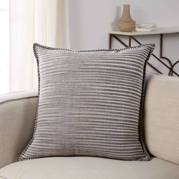 Jaipur Living Cadell Striped Gray/ Cream Pillow Cover (24" Square)