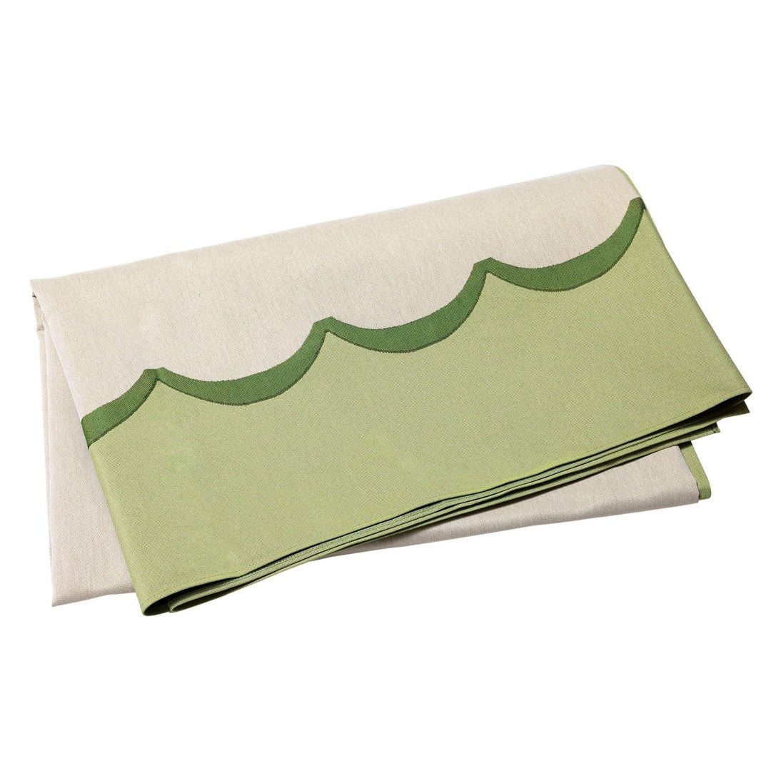Tavola Scalloped Tablecloth