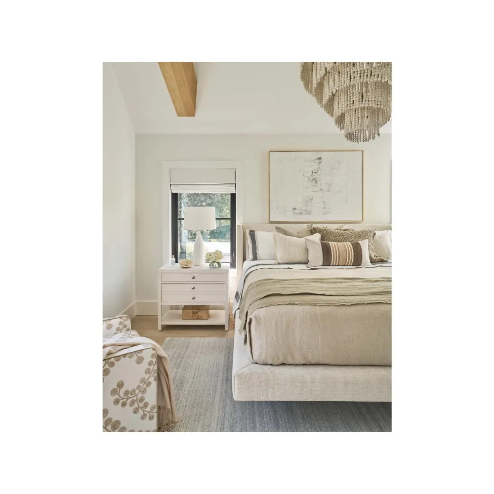 Sainte-Ann Upholstered Bed King