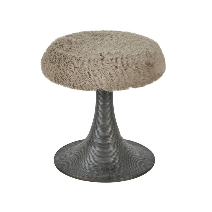 Kira Stool