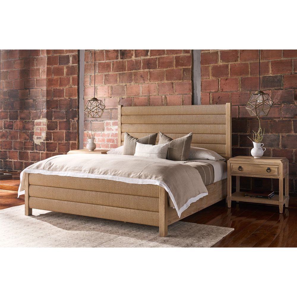 Canyon Post Bed