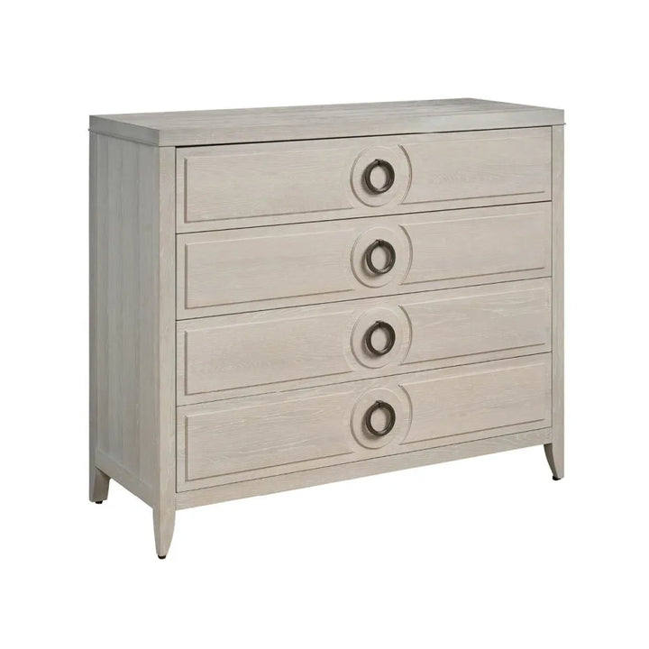 Lizmore Chest