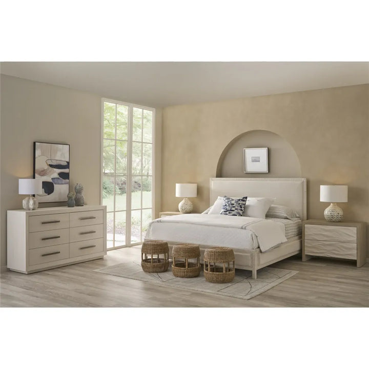 Oasis Chest