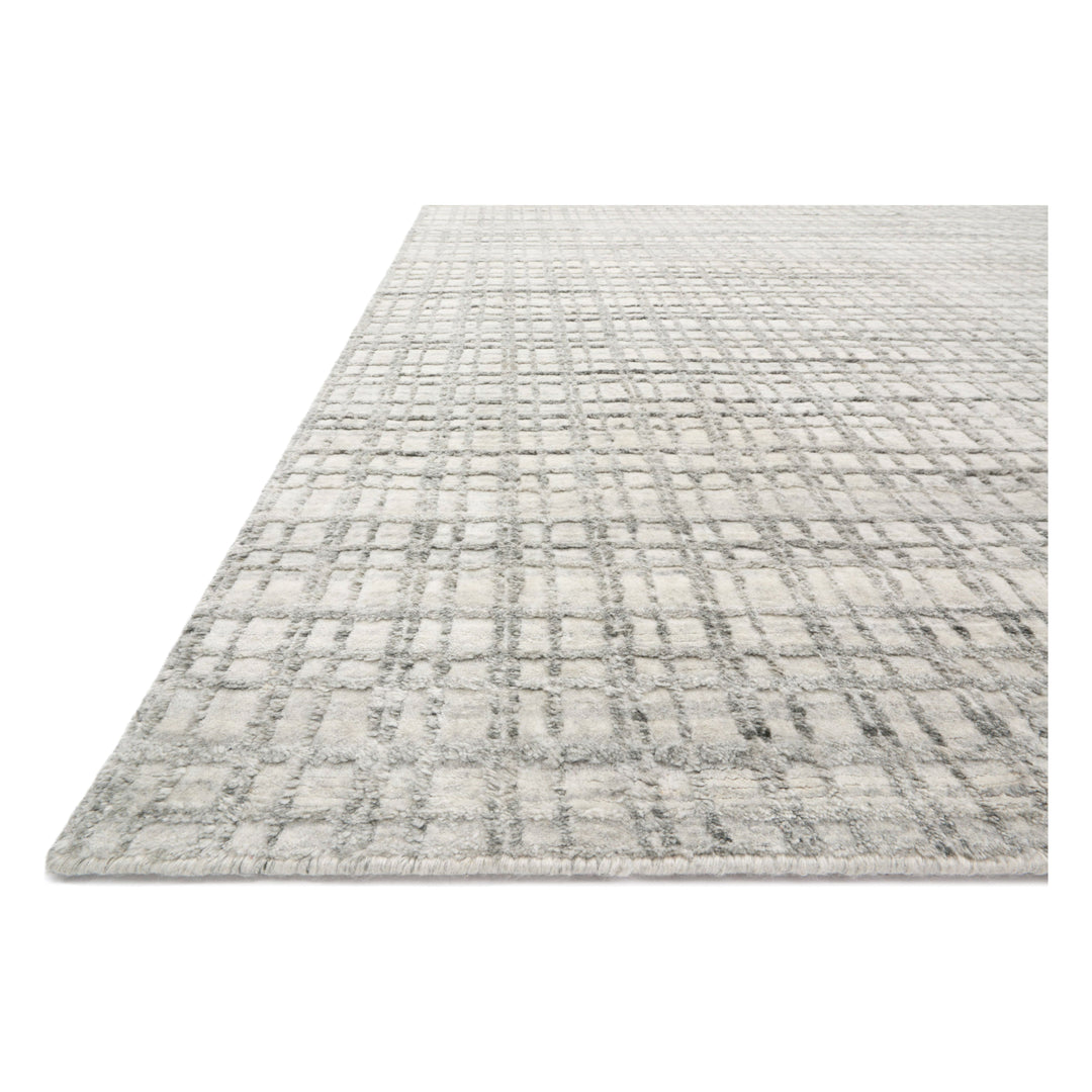 Loloi Urbana Silver 5'-6" x 8'-6" Area Rug