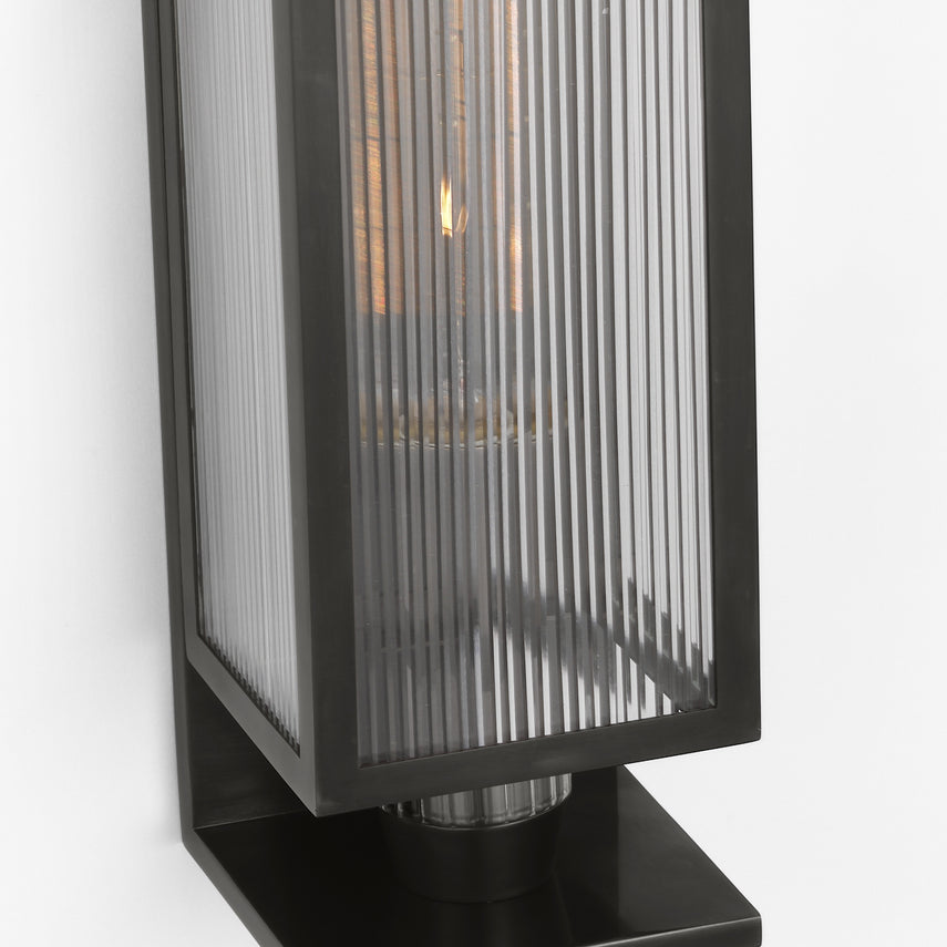 Yara 24" Lone Box Sconce