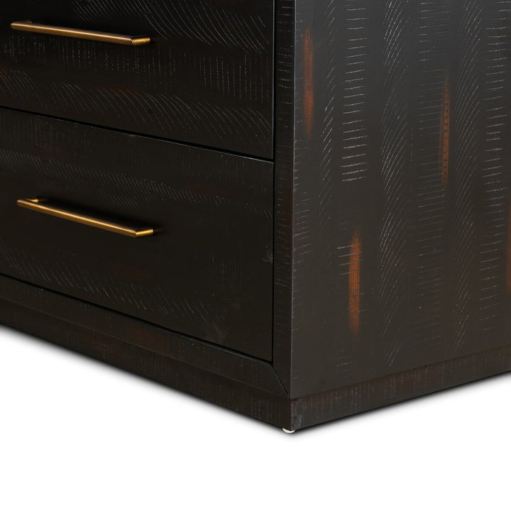 Yumi 9 Drawer Dresser