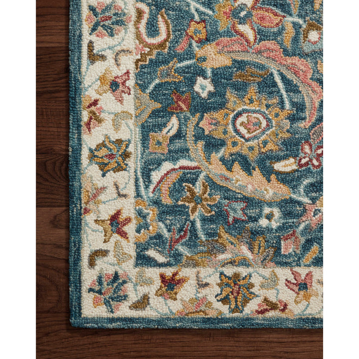 Loloi Victoria Ocean / Multi 7'-9" x 9'-9" Area Rug