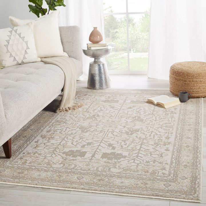 Jaipur Living Valentin Oriental Cream/ Light Gray Runner Rug (2'6"X8')