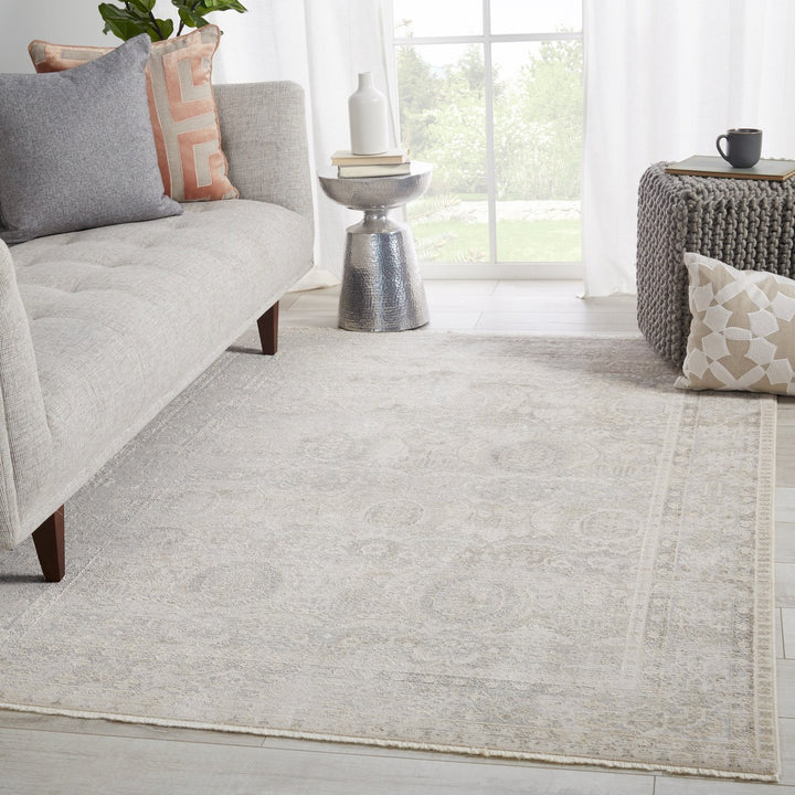 Jaipur Living Michon Oriental Gray/ Cream Area Rug (5'X7'6")