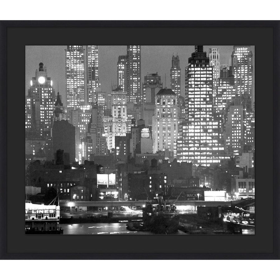 Wall Art The City Doesn't Sleep