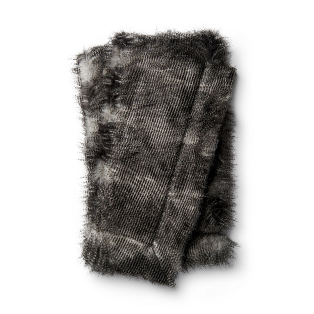 Loloi T0023 Black / Grey 4'-2" x 5' Throw