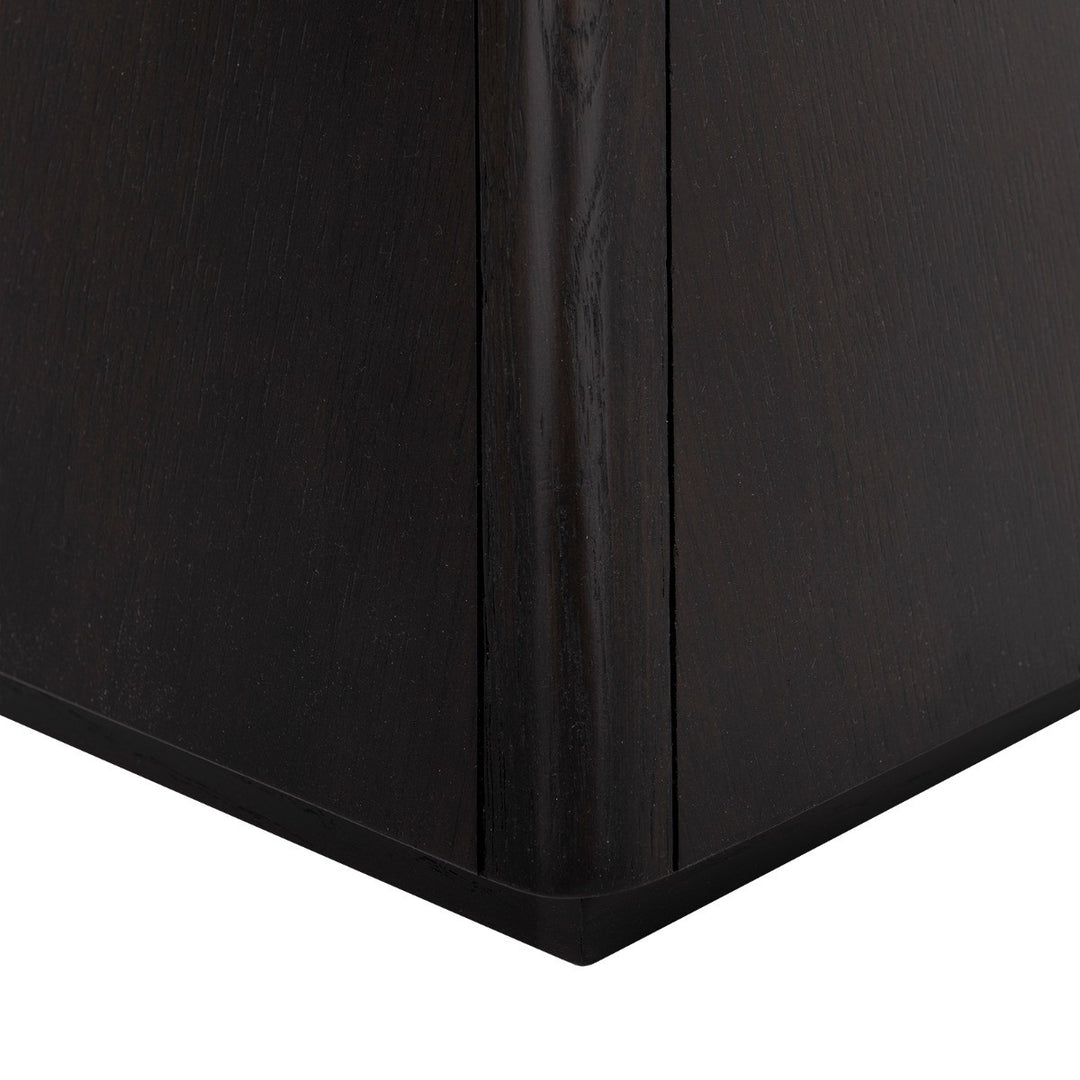 Alma Center/Dining Table