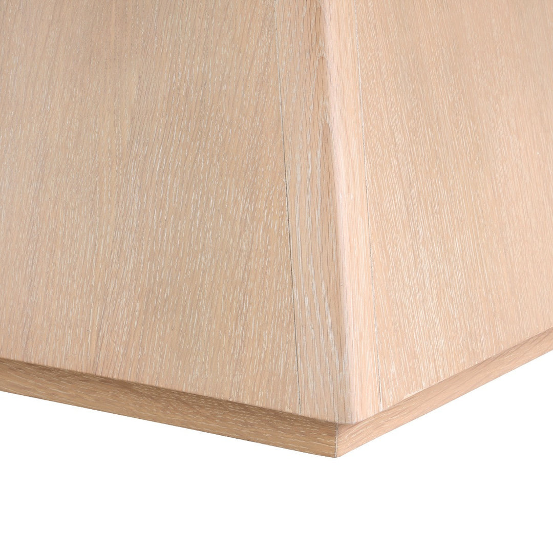 Alma Center/Dining Table