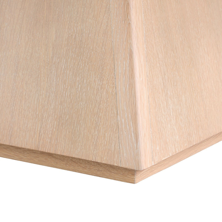 Alma Center/Dining Table