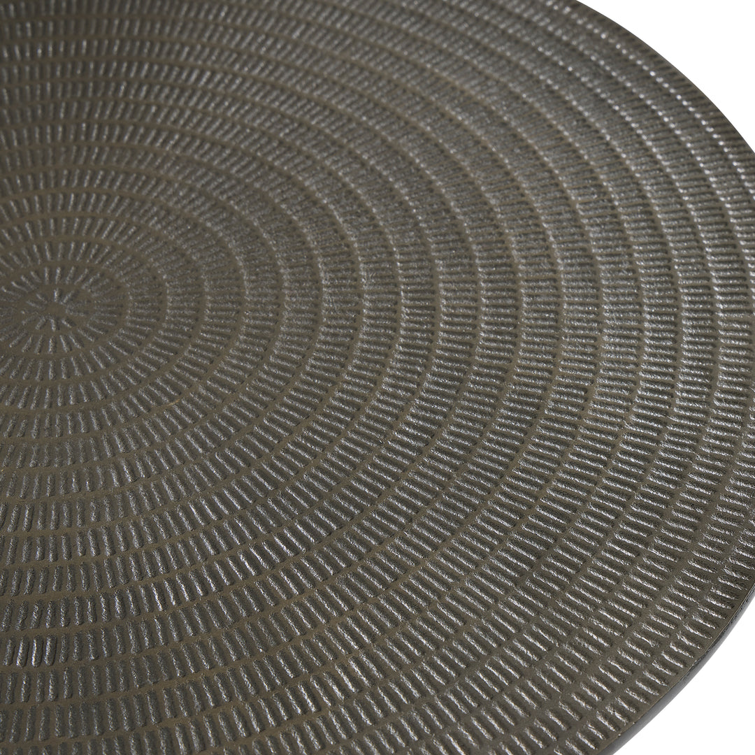 Calla Round Chairside Table
