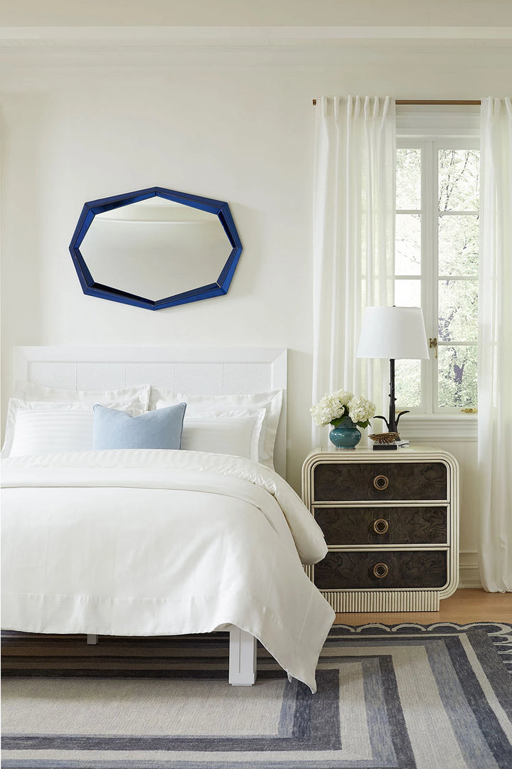 Avery Mirror