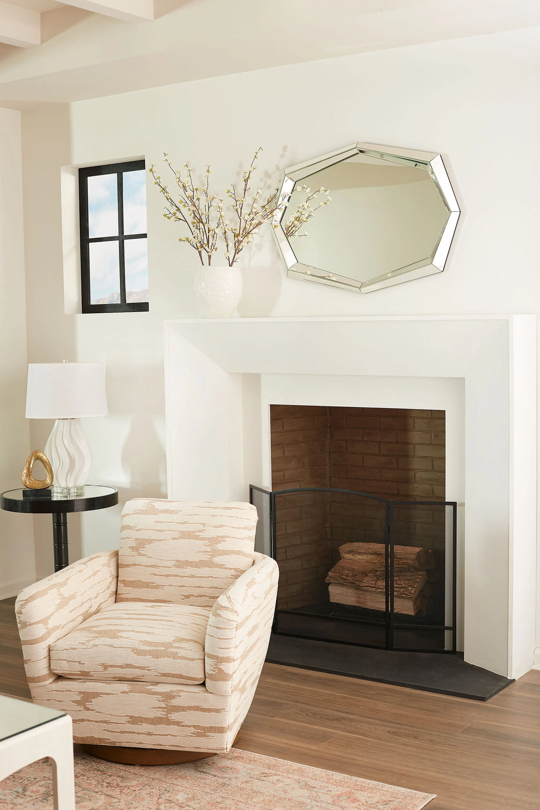 Avery Mirror