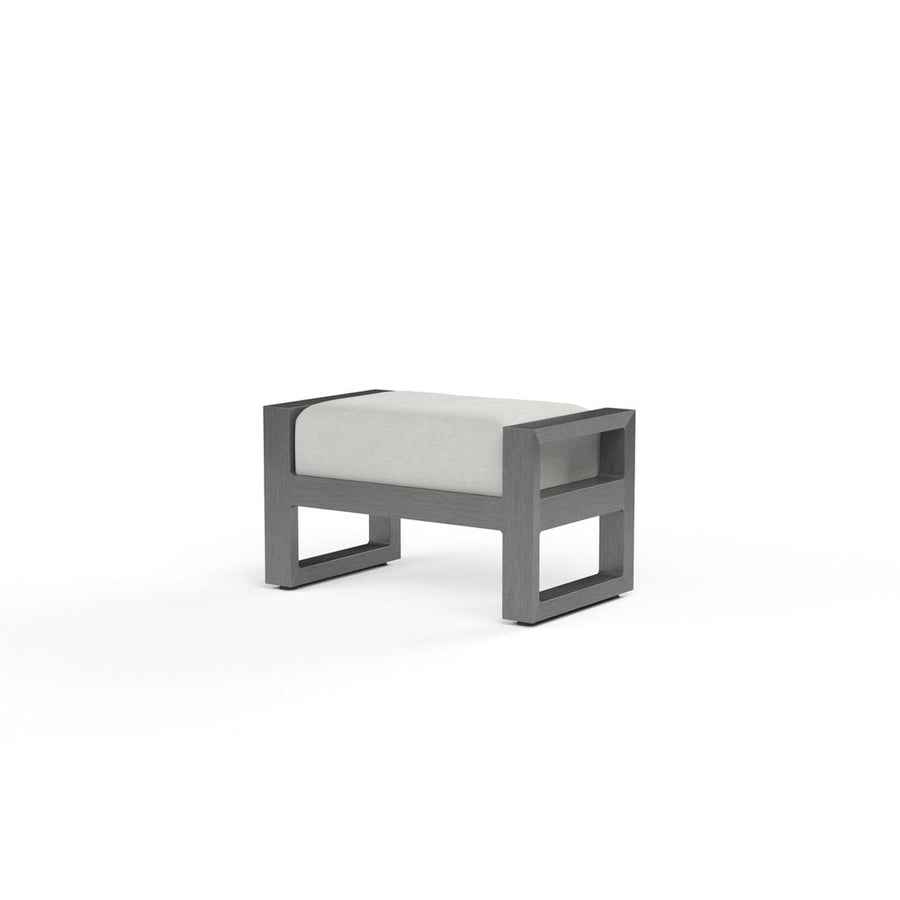 Outdoor Ottomans Redondo Ottoman in Cast Silver, No Welt