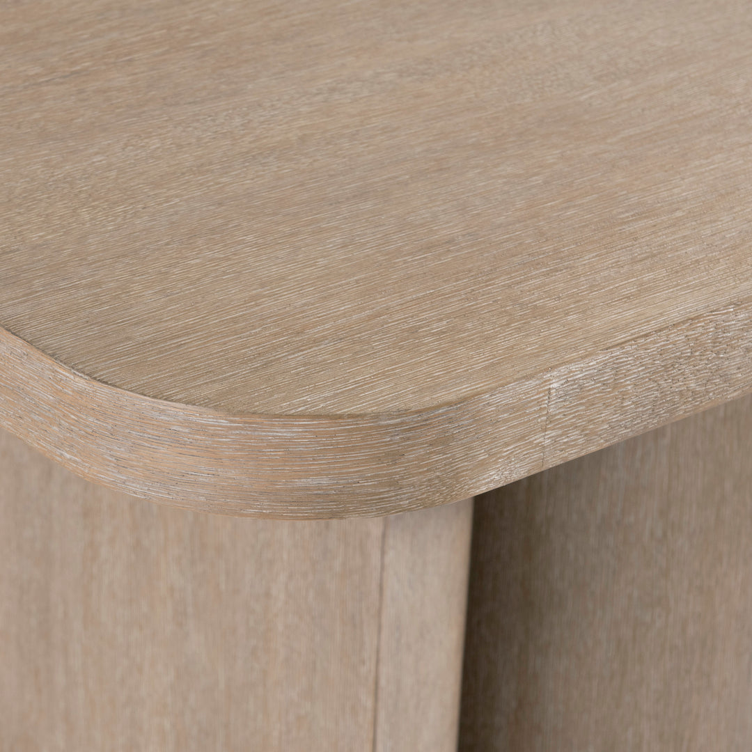 Loggia Dining Table