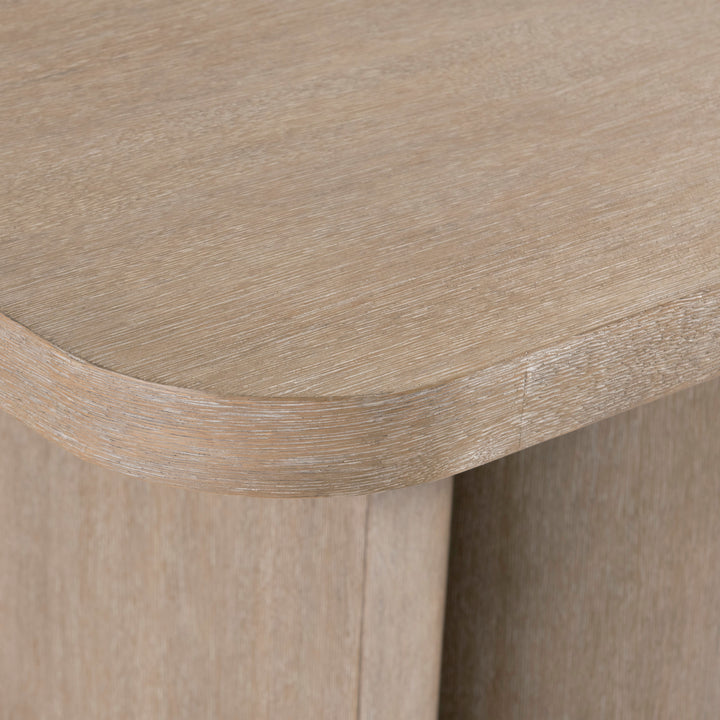 Loggia Dining Table