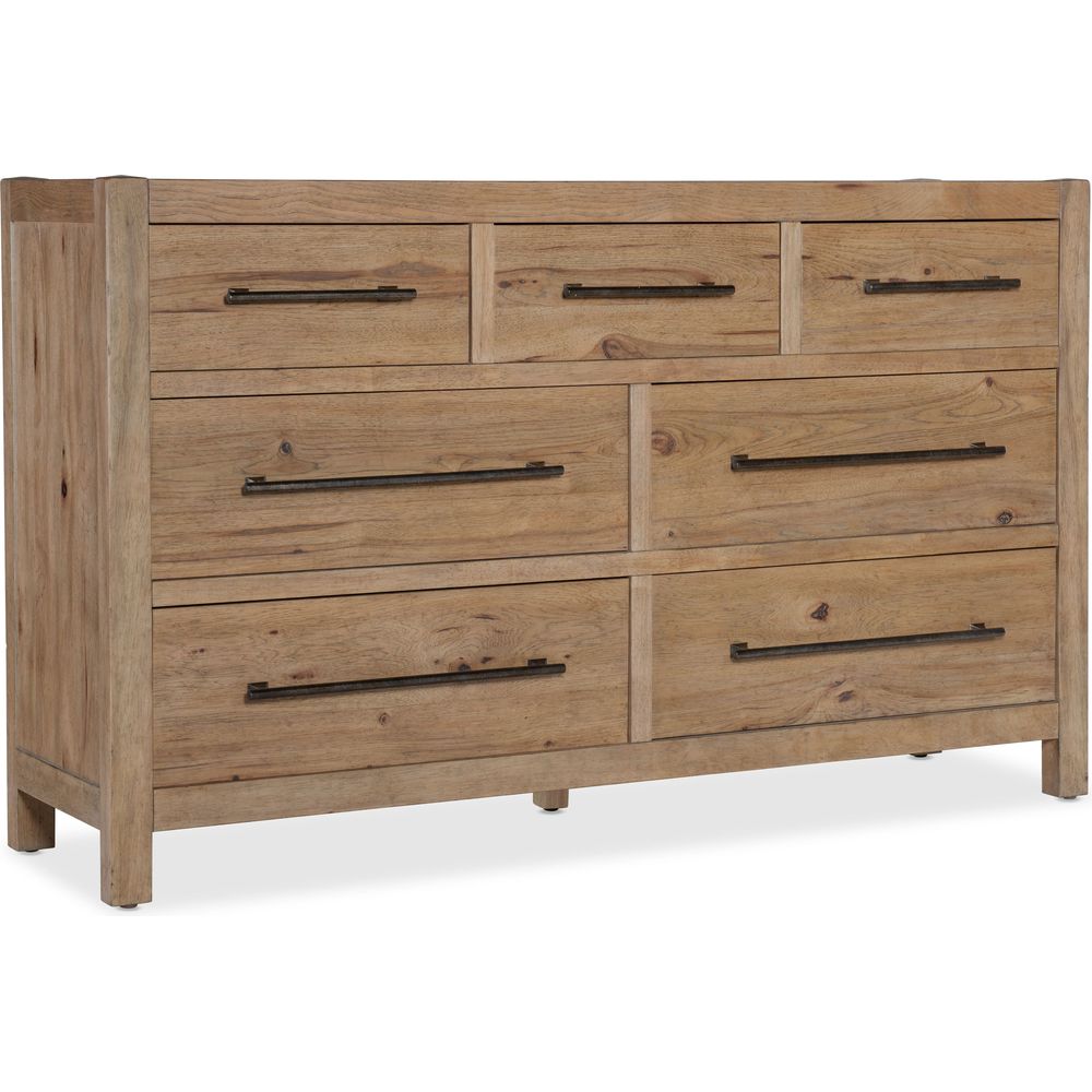 Vineyard Row Seven-Drawer Dresser - Light Wood