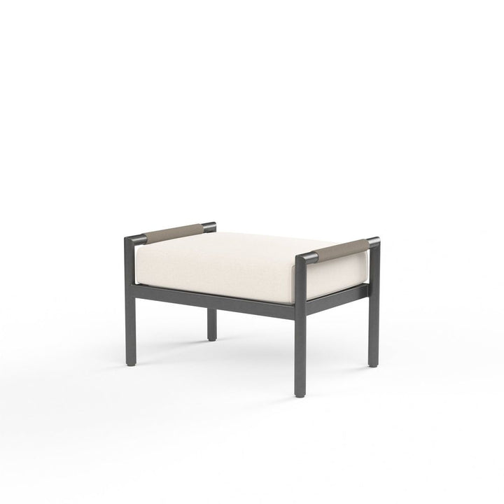 Outdoor Ottomans Pietra Ottoman in Echo Ash, No Welt