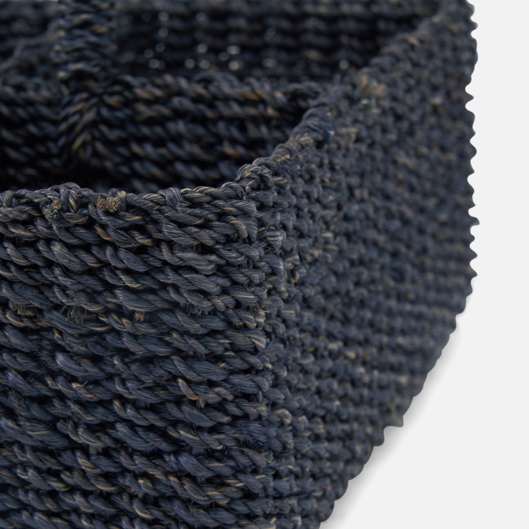 Voru Navy Glassware Caddy Abaca Fiber