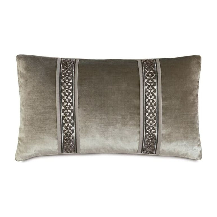 Bedding: Shams Majestic Bolster