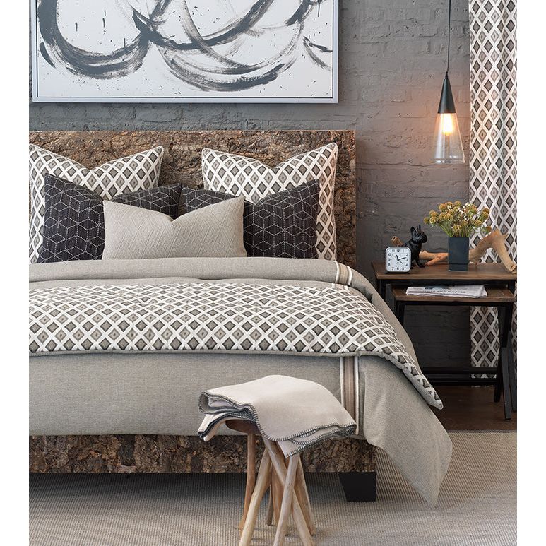 Bedding: Shams Serena Sham