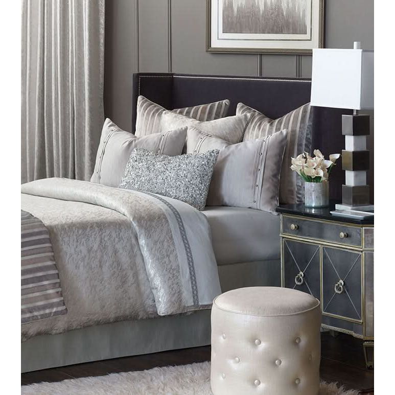 Bedding: Shams Úrsula Platinum Bolster