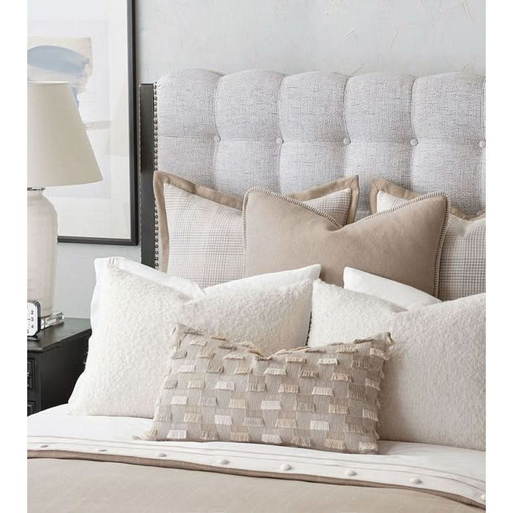 Pillows Plénitude Fil Coupe Decorative Pillow