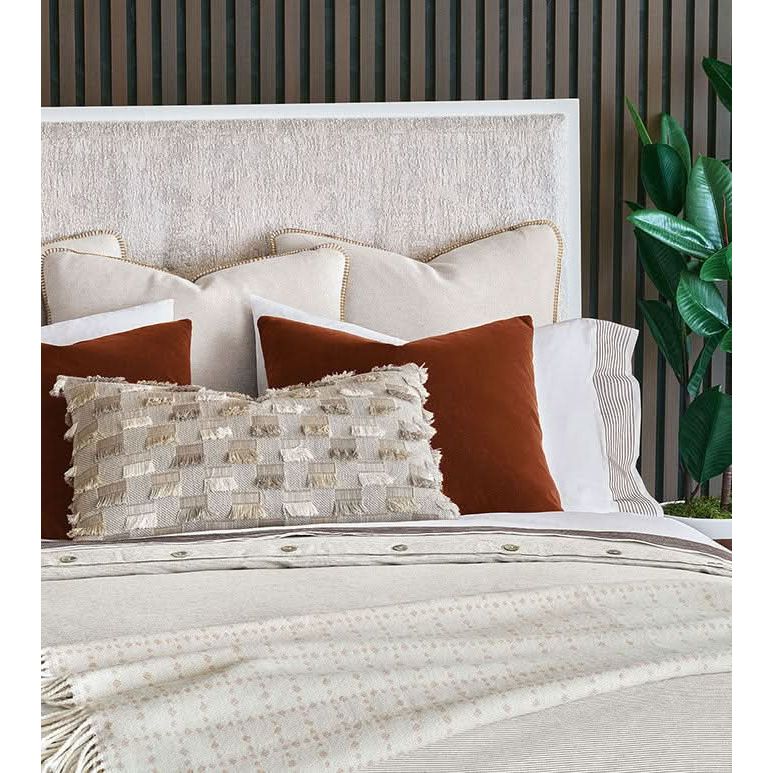 Pillows Plénitude Fil Coupe Decorative Pillow