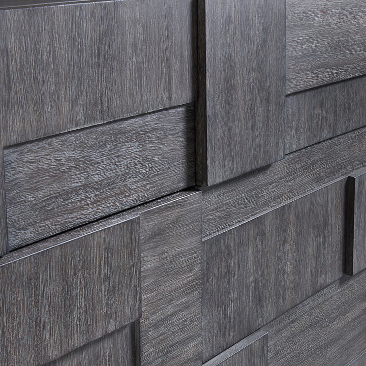 Lancer Dresser