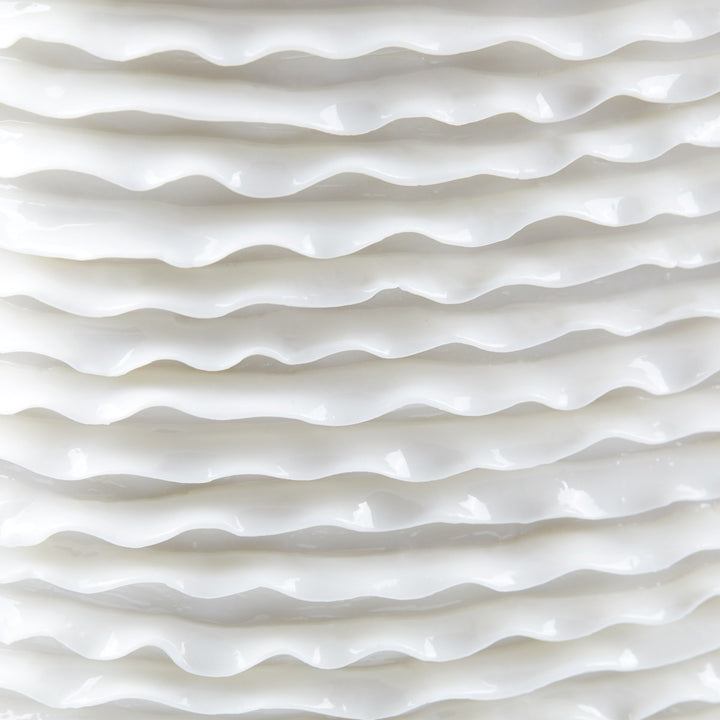 Cinta Vase, Blanc de Chine