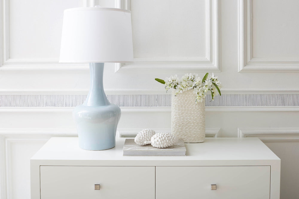 Cinta Vase, Blanc de Chine