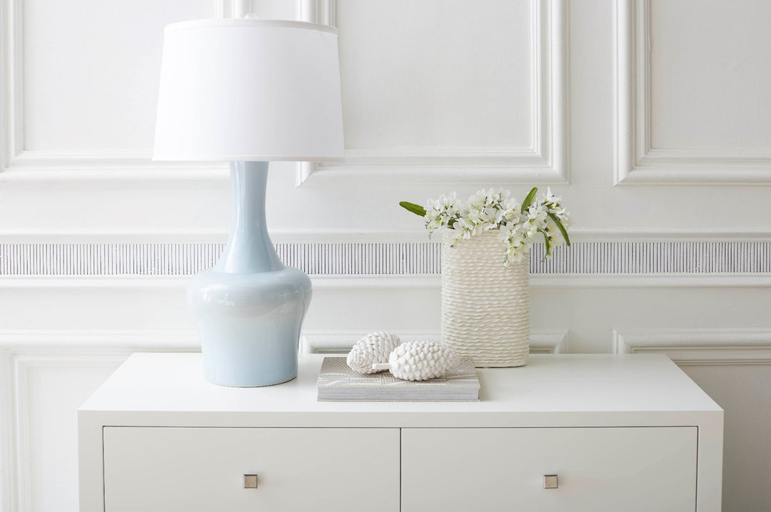 Cinta Vase, Blanc de Chine