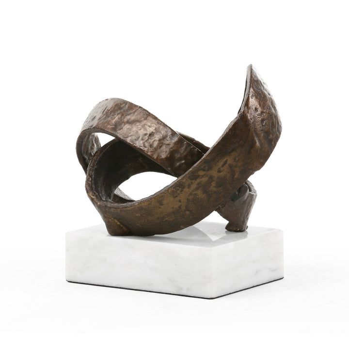Demi Statue, Bronze
