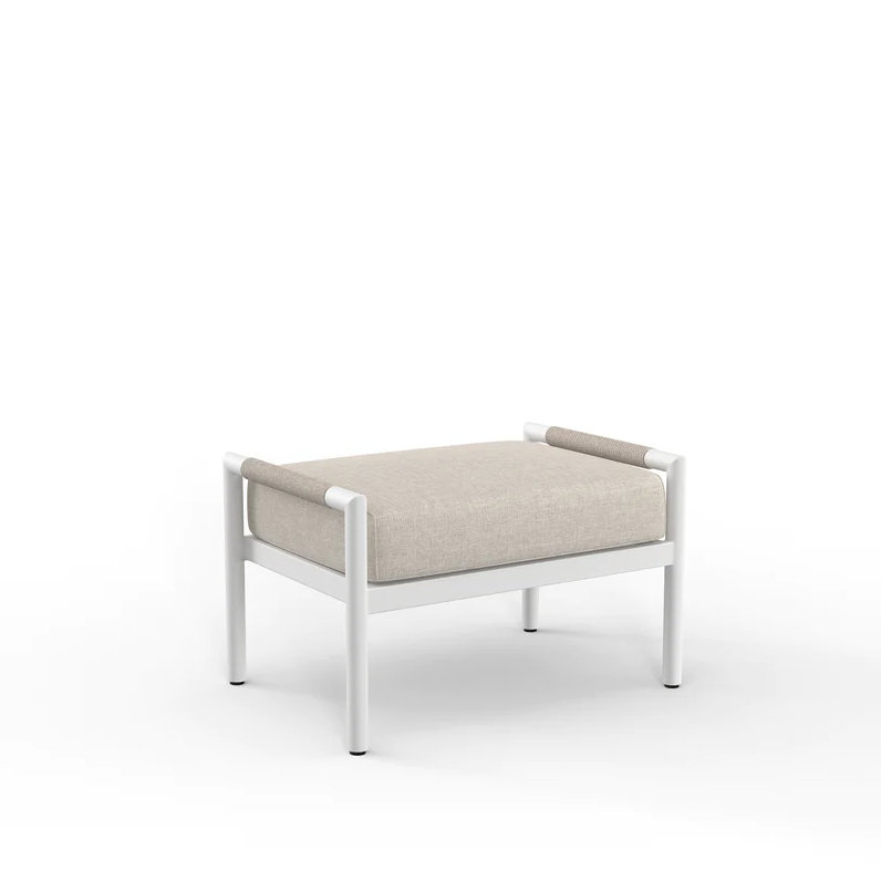 Outdoor Ottomans Sabbia Ottoman in Echo Ash, No Welt