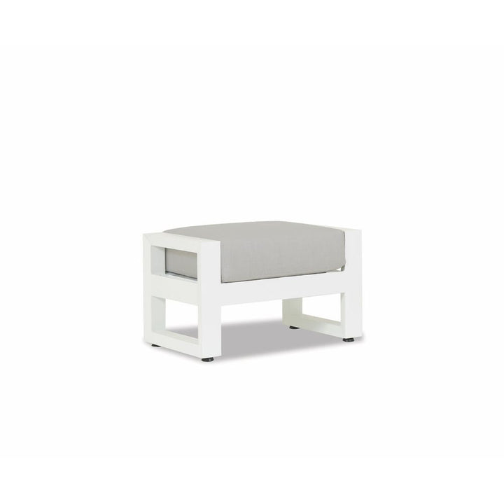 Outdoor Ottomans Newport Ottoman in Cast Silver, No Welt