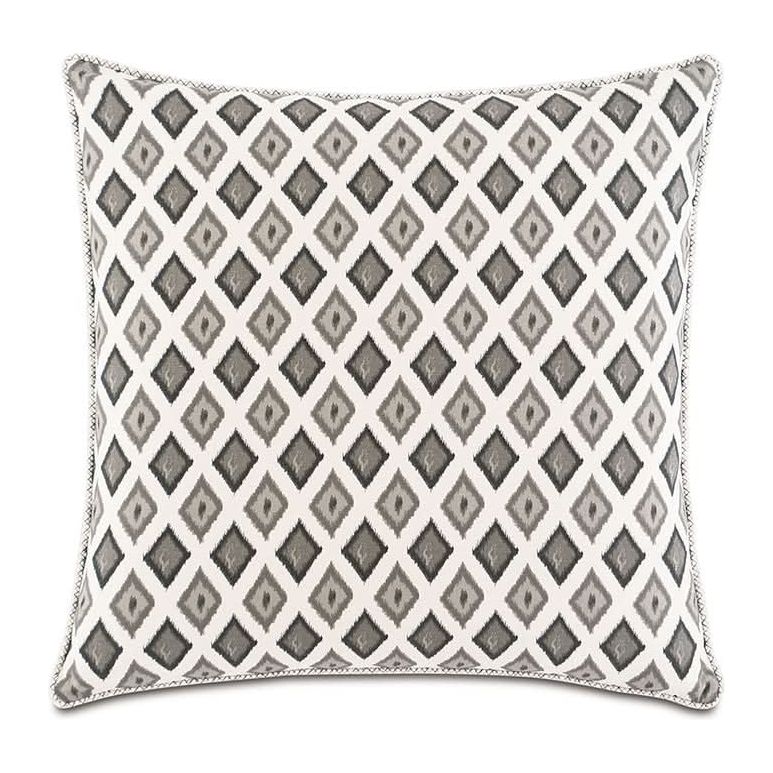 Bedding: Shams Serena Sham