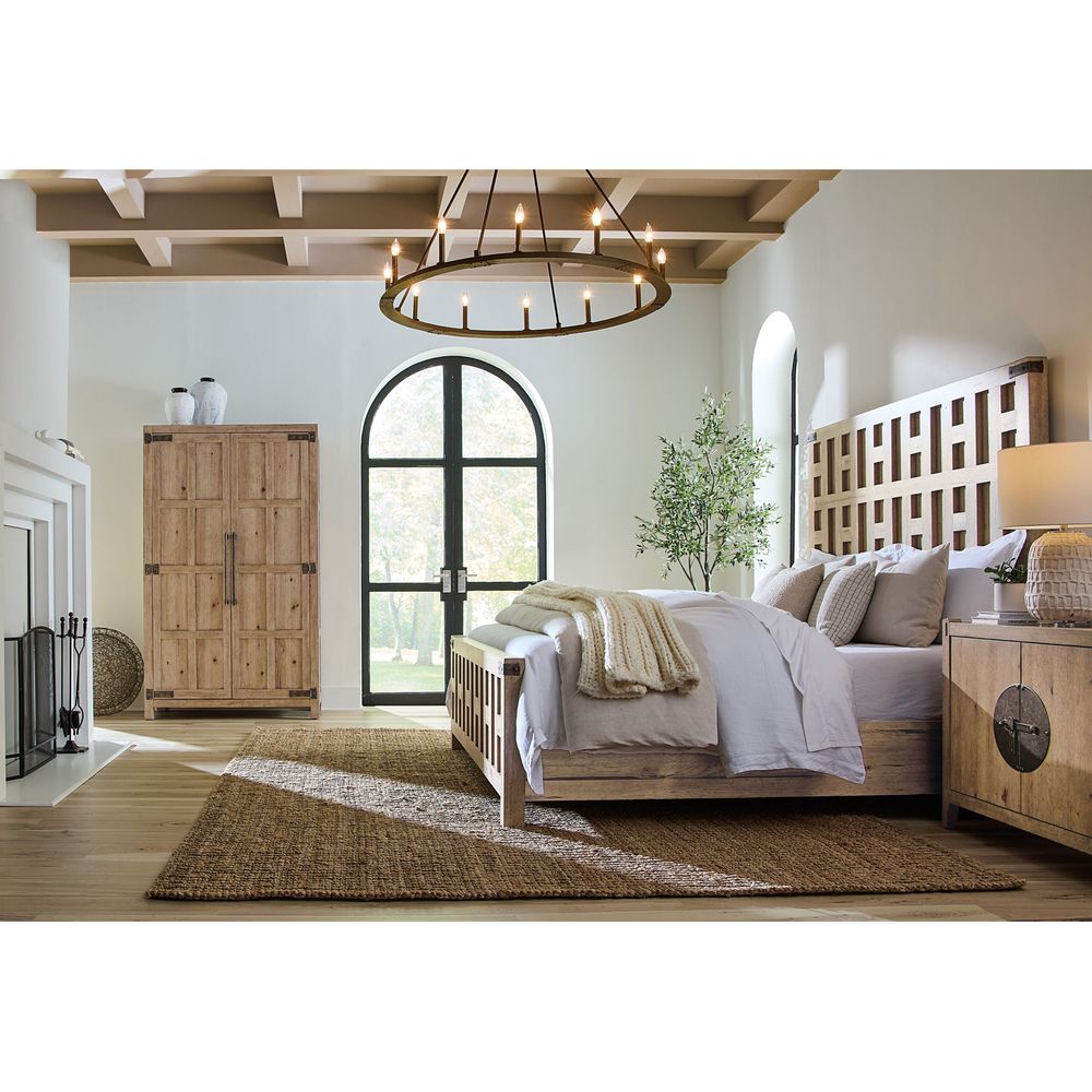Beds Vineyard Row California King Panel Bed - Light Wood