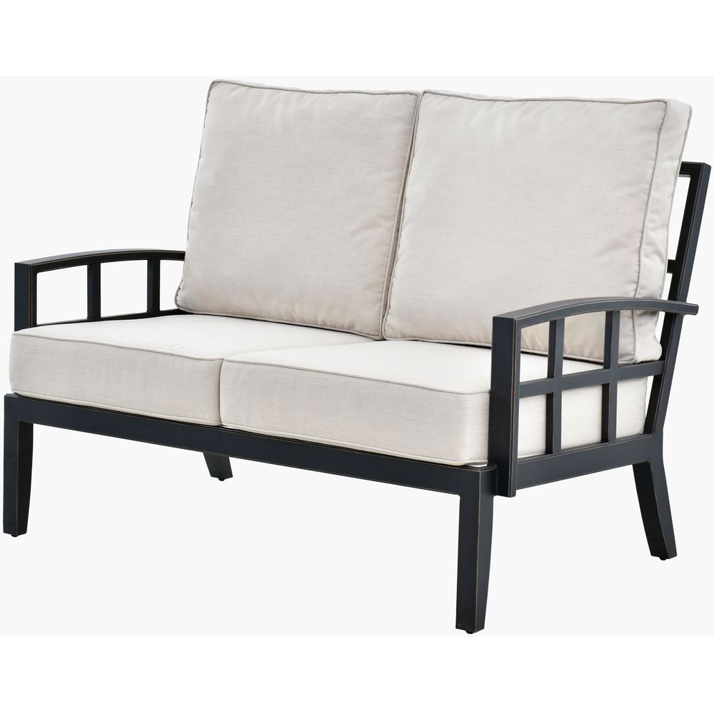 Sofas Fairborn Loveseat