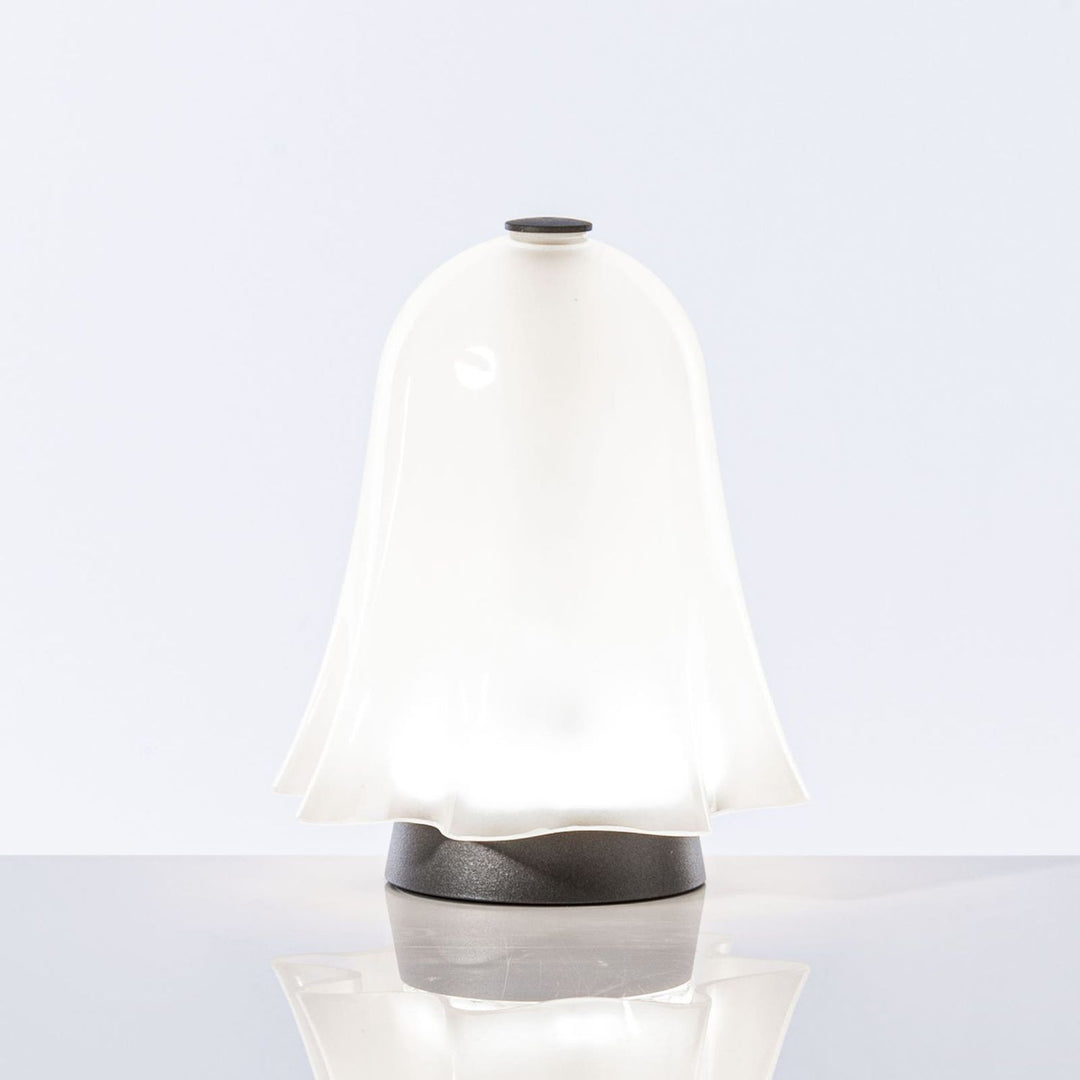 Fantasmino Rechargeable Table Lamp detail or alternate view
