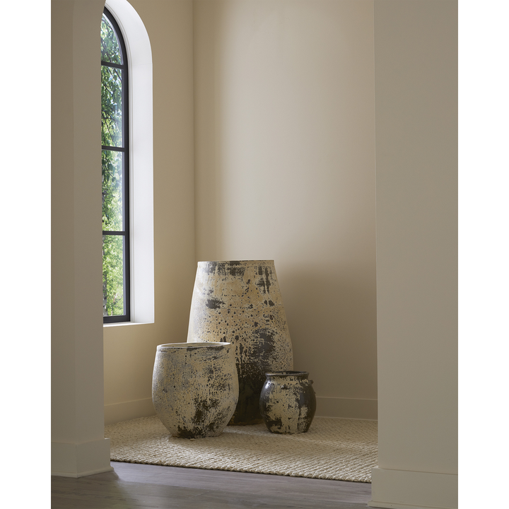 Sicilia Medium Antique White Planter