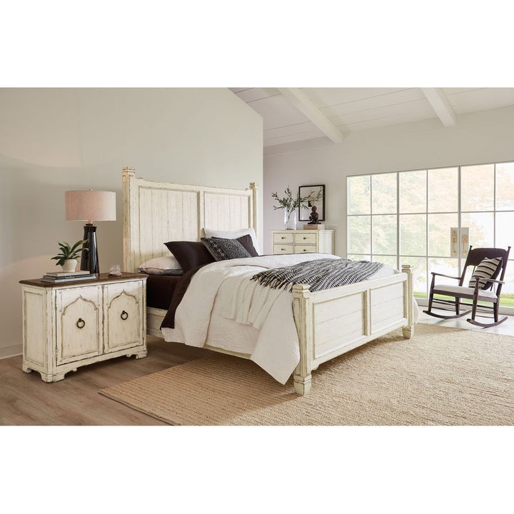 Beds Americana California King Panel Bed - Whites/Creams/Beiges
