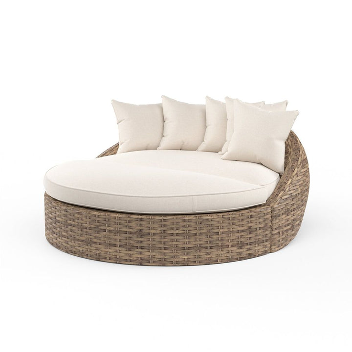 Outdoor Daybeds Havana Round Daybed in Canvas Flax w/ Self Welt