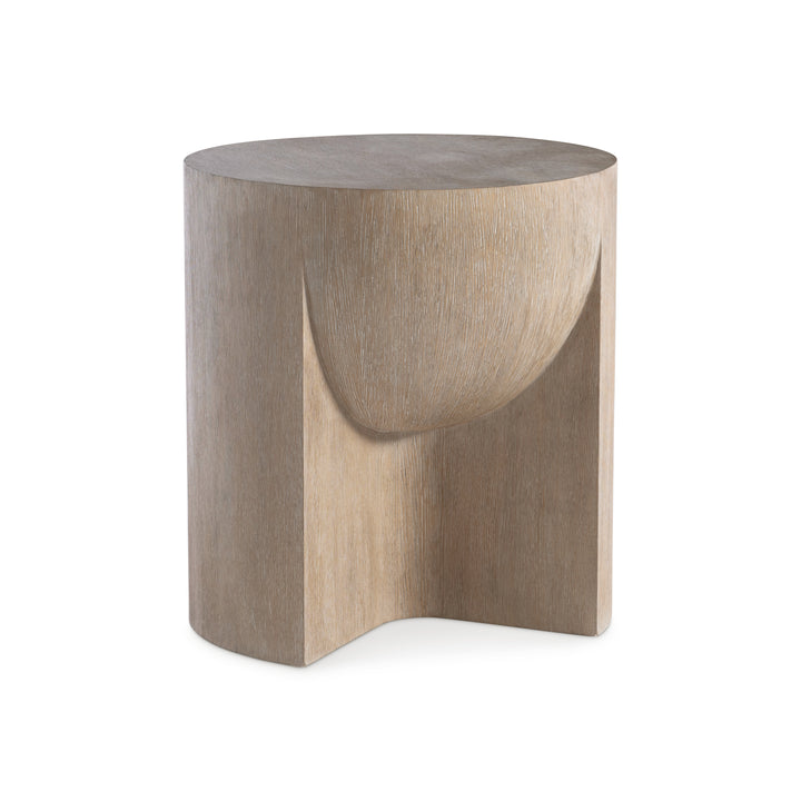 Loggia 22" Round Side Table